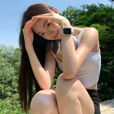 美丽小魔头封面